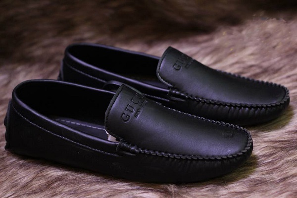 Giày Mọi là gì? Điểm khác biệt của Giày Mọi