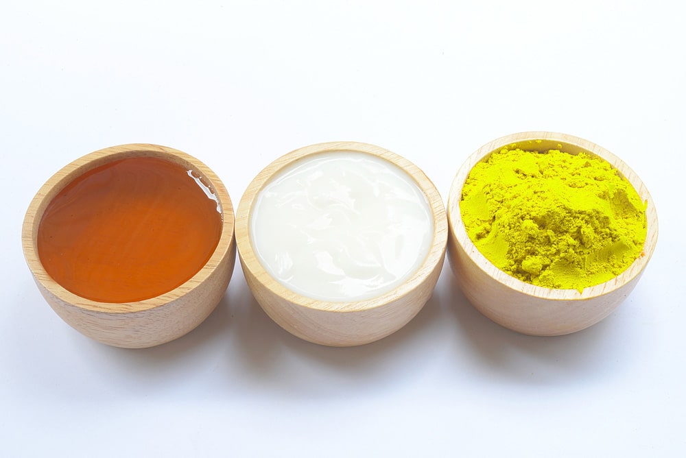 Da Trắng Hồng Mịn Màng Chỉ Sau 2 Tuần Sử Dụng Tinh Bột Nghệ