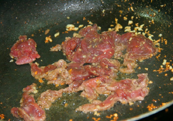 Cách Xào Rau Muống Với Thịt Bò Chuẩn Thơm Ngon Cho Cả Nhà