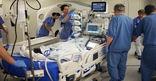 ECMO là gì? Cấu tạo hệ thống máy tim phổi nhân tạo