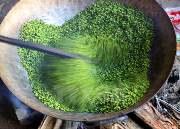 Cốm Làng Vòng - Hương Vị Riêng Mùa Thu Hà Nội