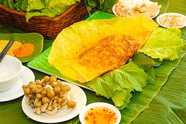 Cách làm bánh xèo chay thơm ngon, thanh mát và không bị ngấy