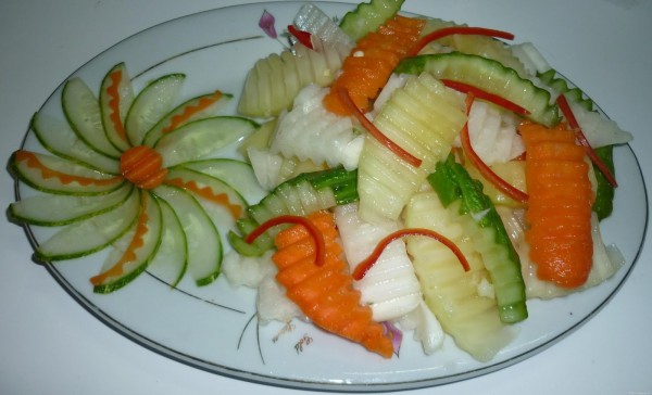 Cách làm dưa góp giòn ngon từ rau củ tươi