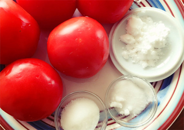 Cách làm tương cà chua cực dễ với dụng cụ đơn giản