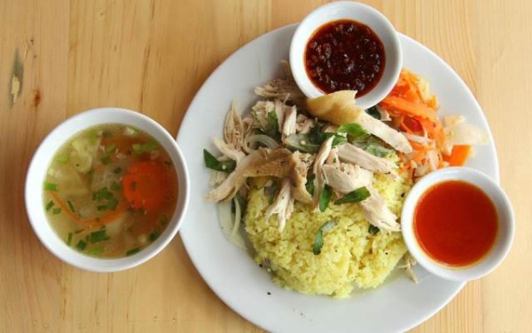 Cách nấu cơm gà chuẩn ngon như ngoài tiệm