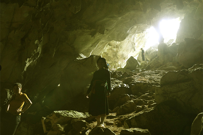 Hang Cẩu Quây - sửng sốt "Thiên Cung trên núi" hồ Thác Bà (Yên Bái)