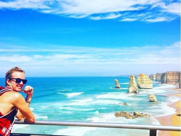 21 tuổi, 2 năm xuyên 50 quốc gia