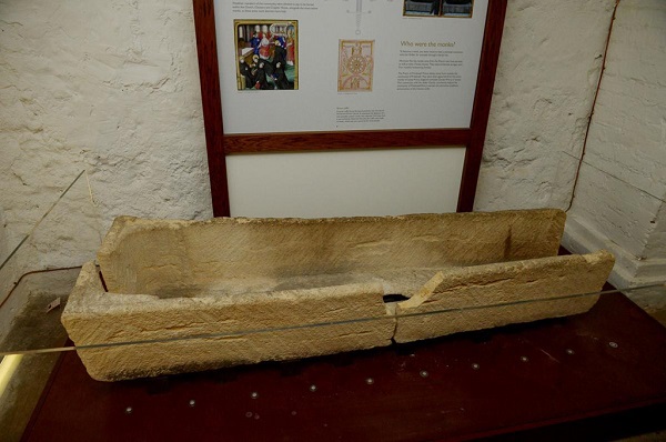 9 hành động xấu xí của du khách trong năm 2017