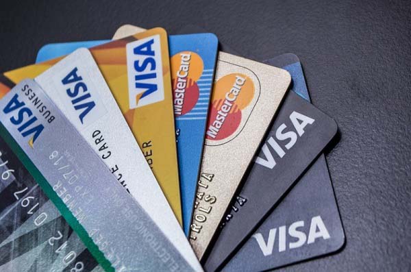 Điều kiện và thủ tục làm thẻ Visa tại ngân hàng năm 2021