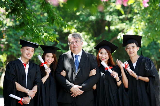 Bachelor là gì? Những ý nghĩa của Bachelor