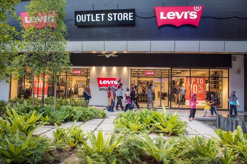 Outlet là gì? Mua sản phẩm giá rẻ mà chất lượng không tệ